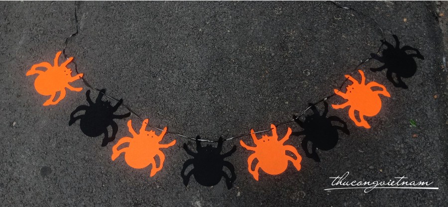 Dây cờ Halloween vải nỉ - Nhện